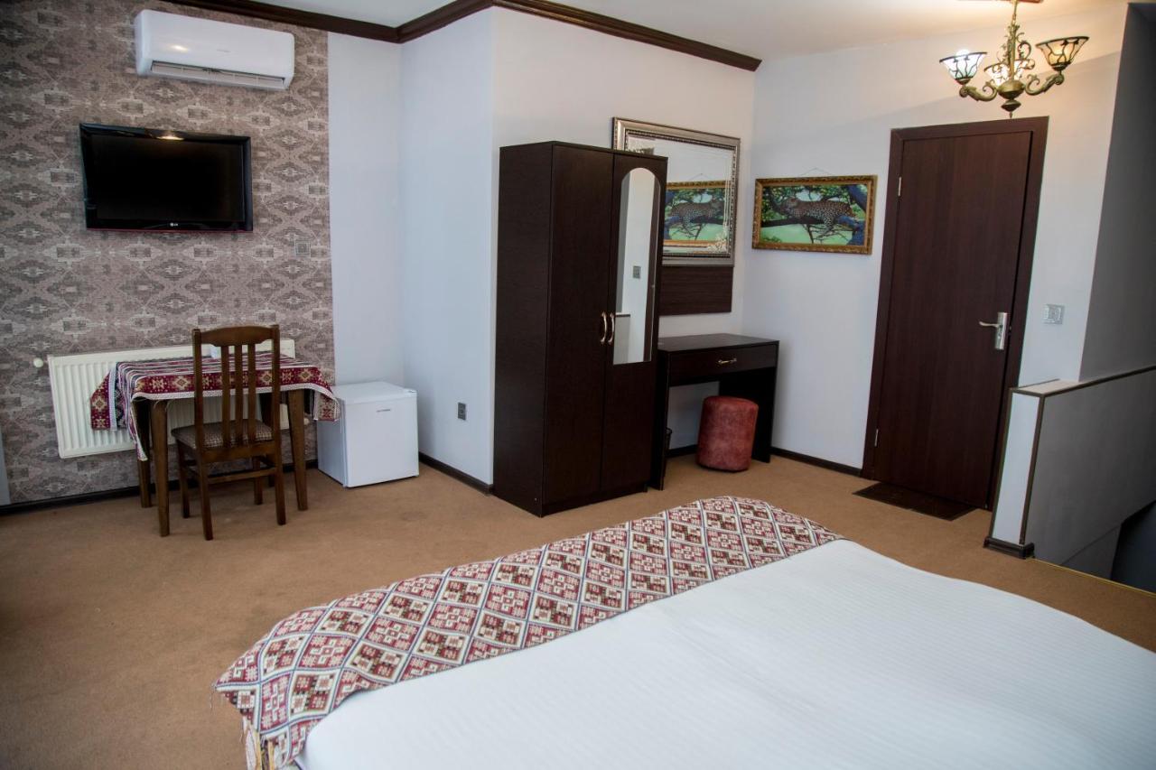 Baku Carpet Hotel Bagian luar foto